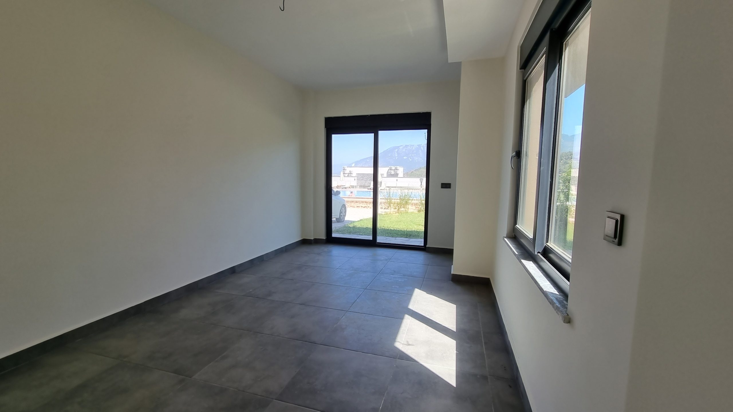 комната 1 этаж